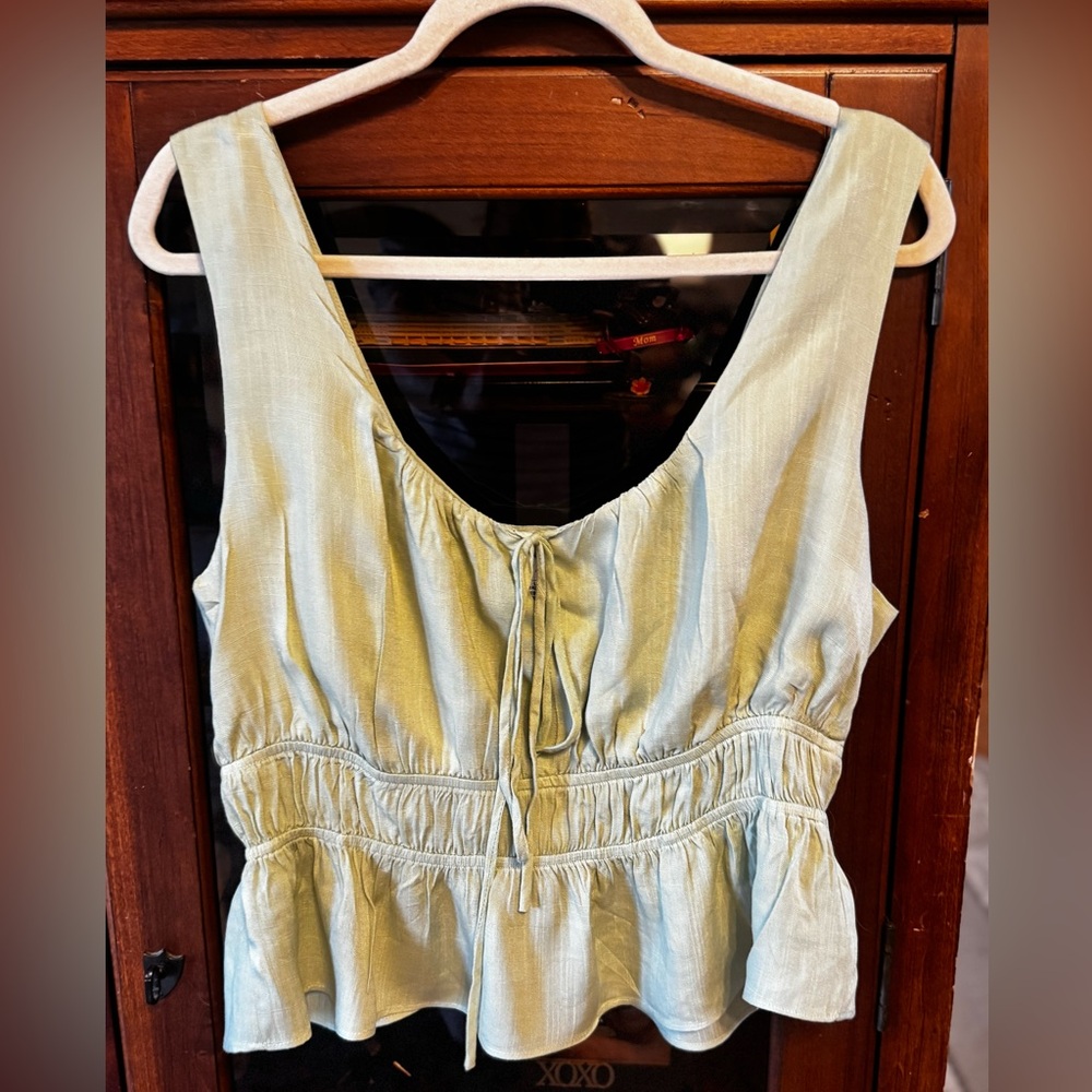 NWT Lucy Paris Mint Green Tie Front Peplum Tank Top